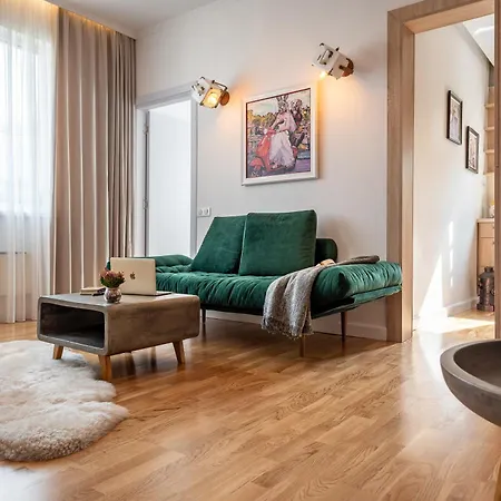 Apartment Vespa Aristocratic